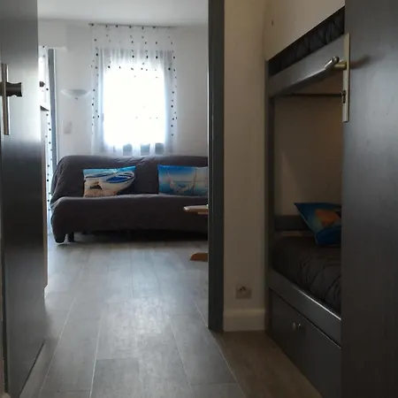 Benoit - 25m, 4 Personnes, Balcon Apartamento