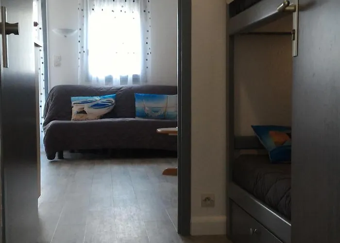 Benoit - 25m, 4 Personnes, Balcon Апартаменты