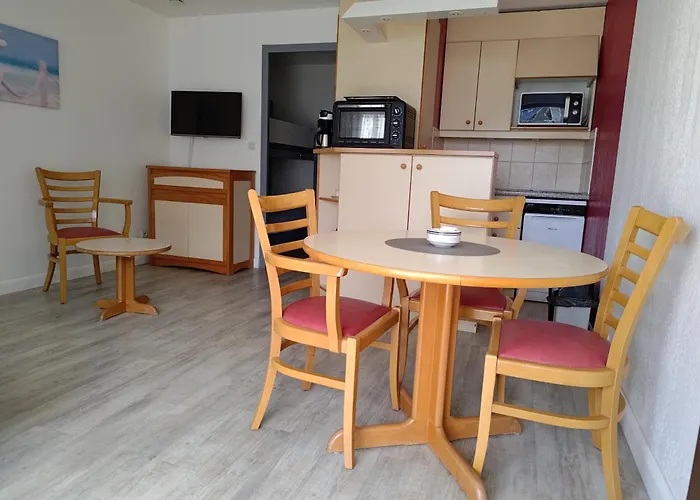 Benoit - 25m, 4 Personnes, Balcon *